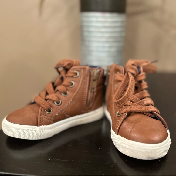 Cat & Jack Toddler Shoes - Picture 5 of 5